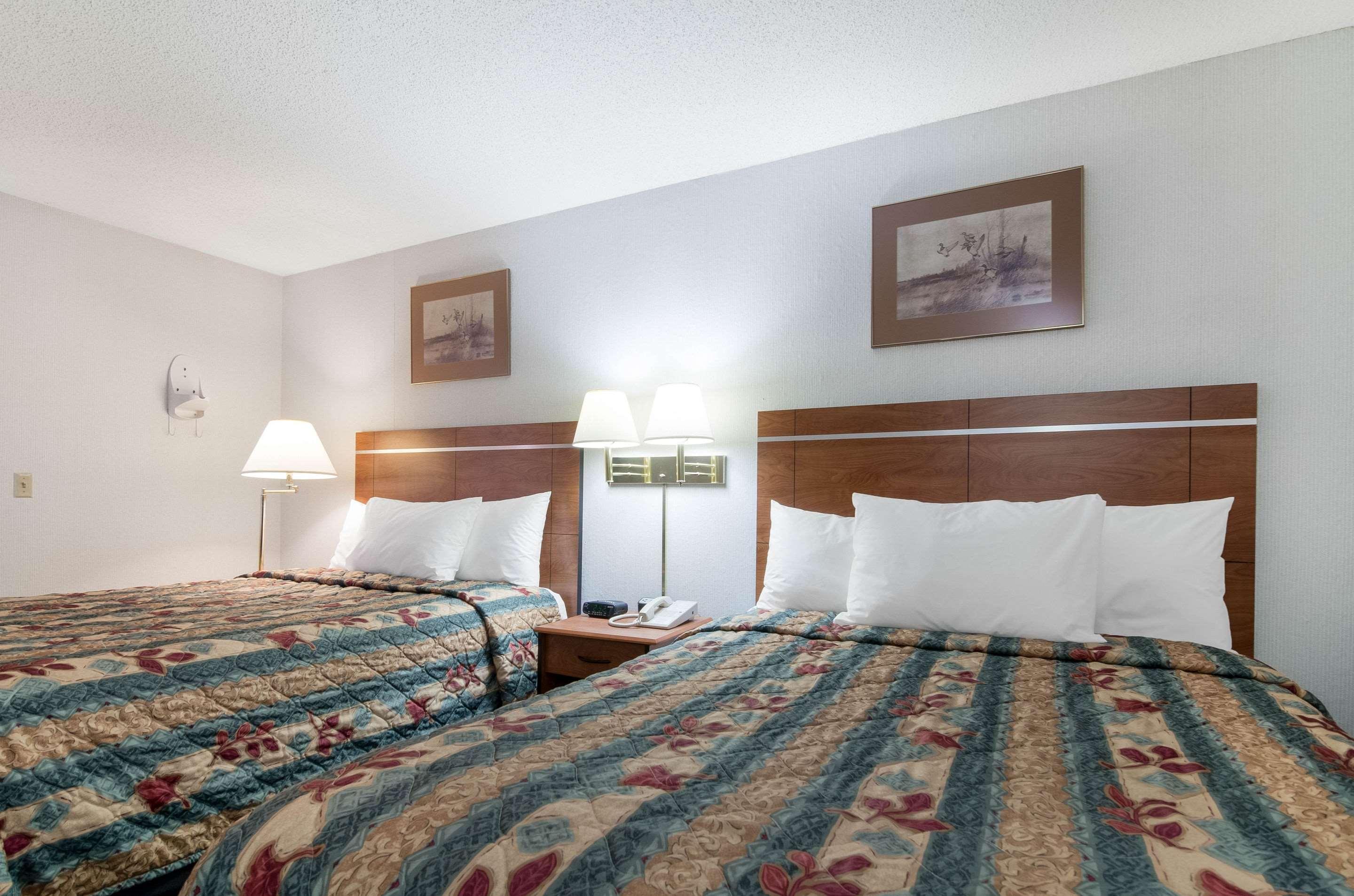 Econo Lodge Emporia Zewnętrze zdjęcie
