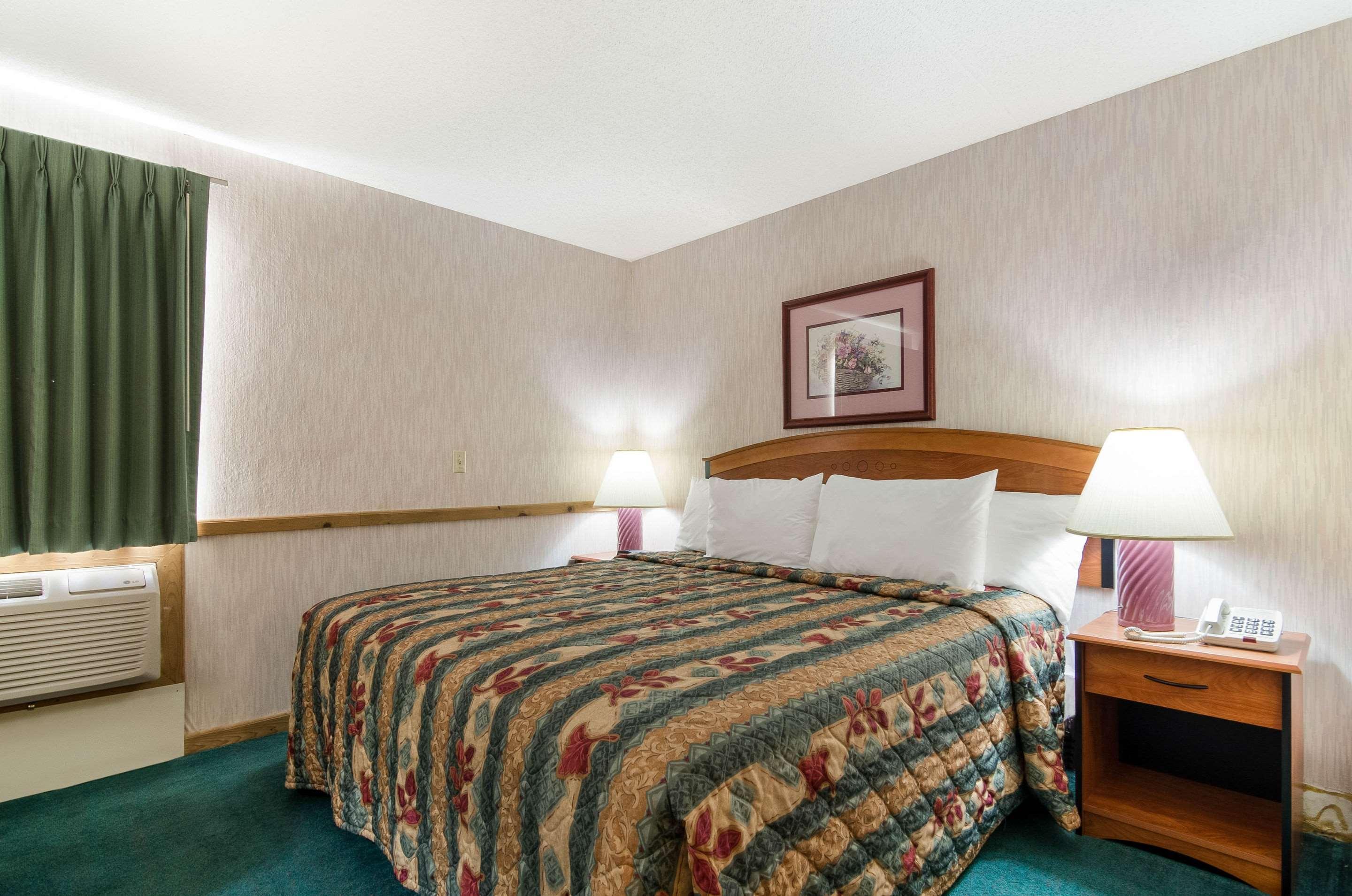 Econo Lodge Emporia Zewnętrze zdjęcie