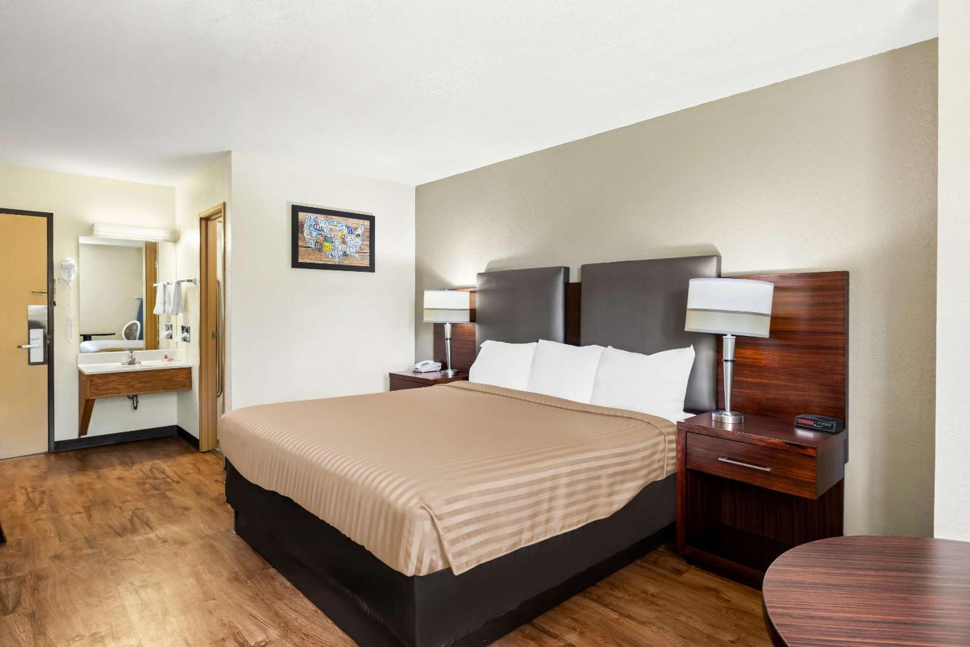 Econo Lodge Emporia Zewnętrze zdjęcie