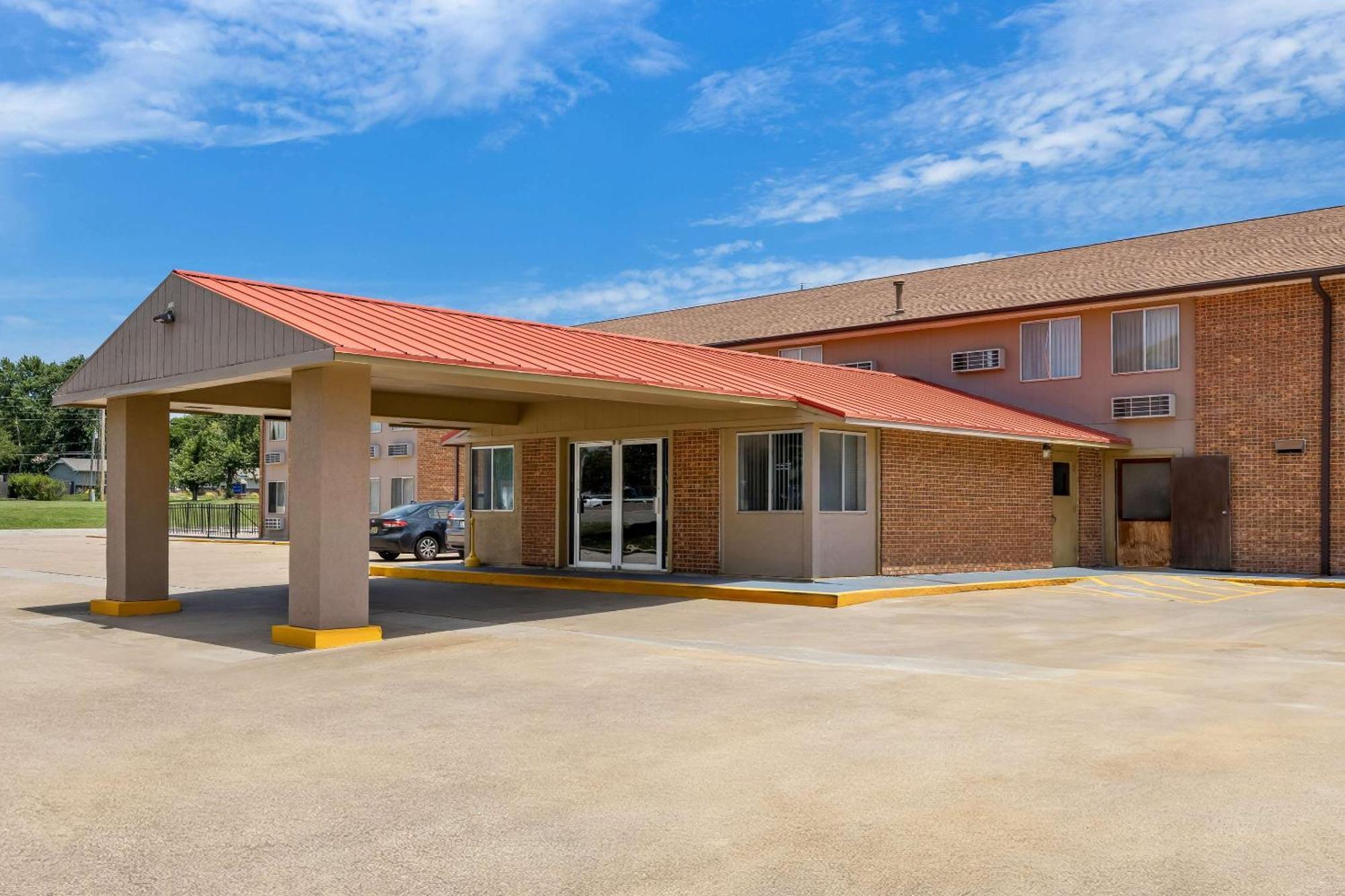 Econo Lodge Emporia Zewnętrze zdjęcie